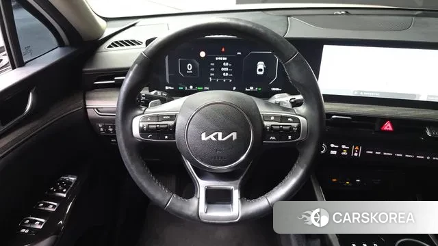 Kia The New K5 Hybrid 3rd generation 2024 Белый из Кореи, фото 4