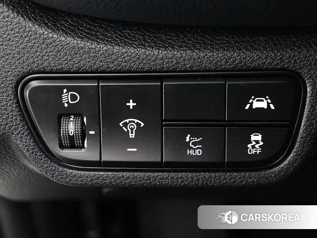 Kia Seltos 2022 Жемчужный цвет из Кореи, фото 4