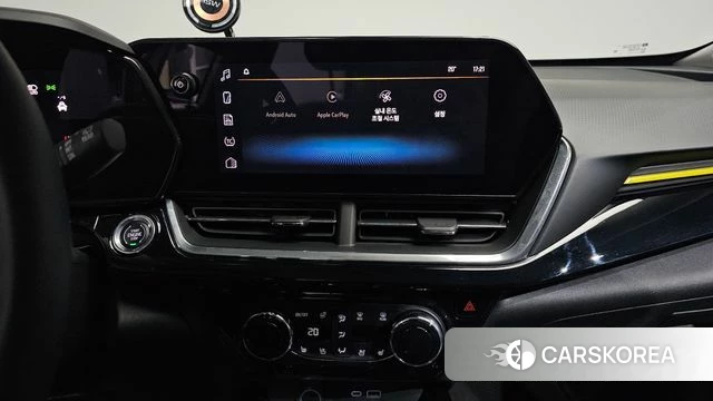 Chevrolet (GM Daewoo) Trax Crossover 2023 Белый из Кореи, фото 4