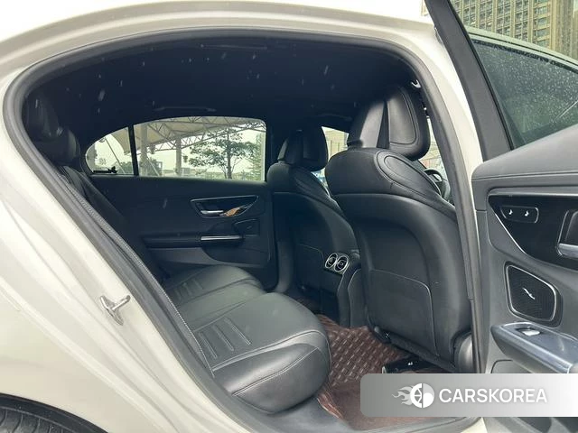 Mercedes-Benz Class C 2021 Белый из Китая, фото 4