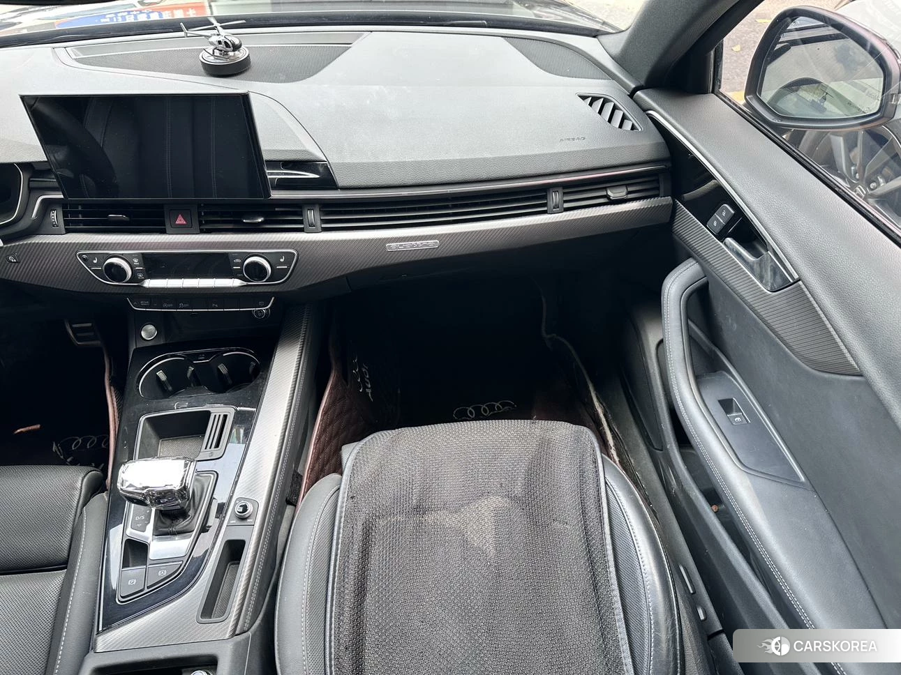 Audi A4L 2023 Темно-серый из Китая, фото 4