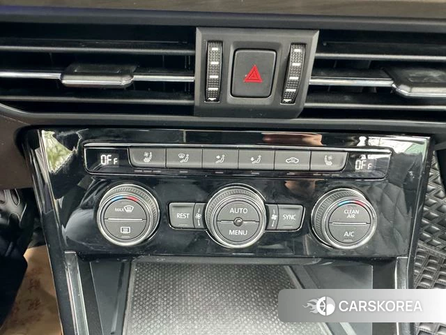 Volkswagen Passat 2020 Черный из Китая, фото 4