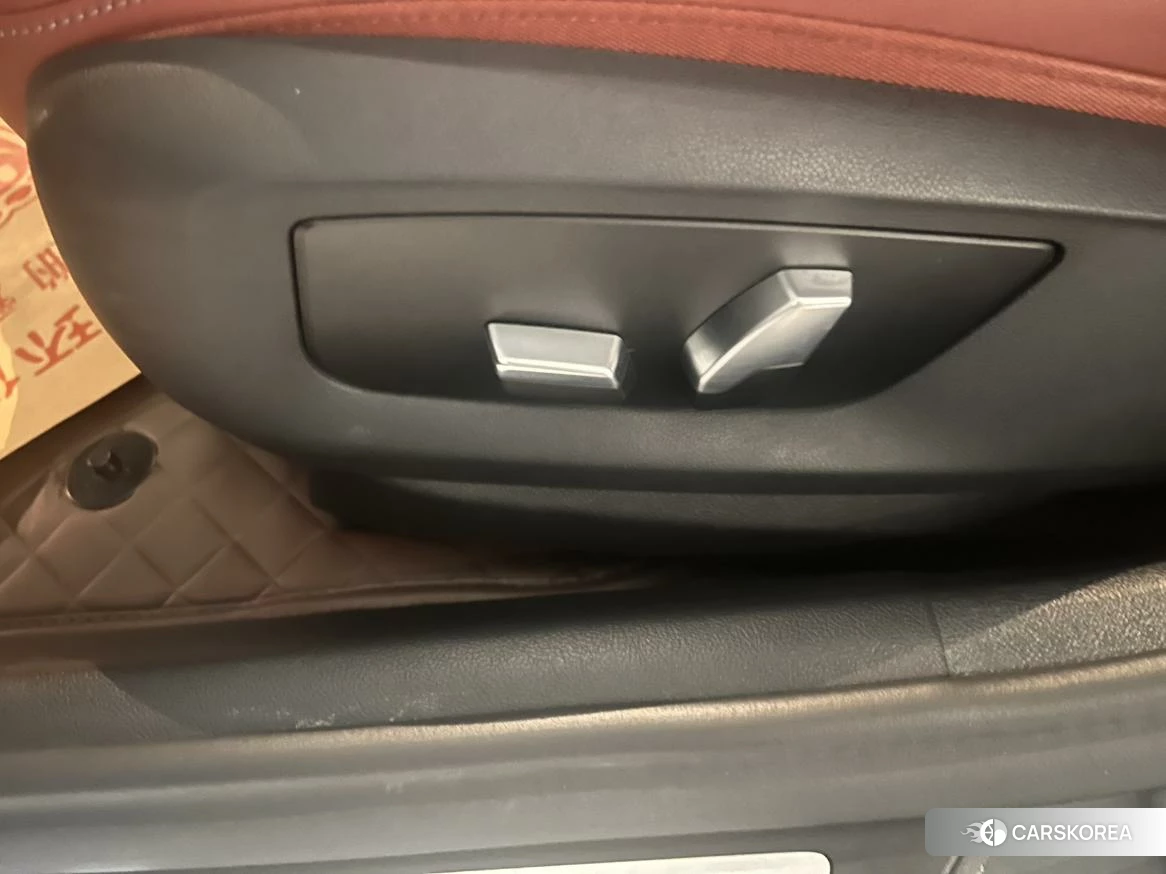 BMW 5 series 2021 Черный из Китая, фото 4