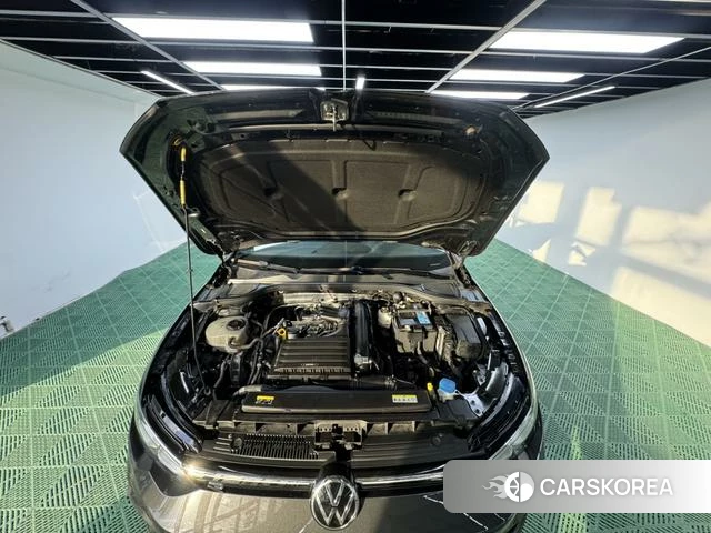 Volkswagen Golf 2022 Темно-серый из Китая, фото 4