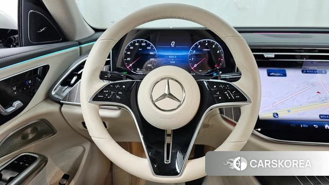 Mercedes-Benz E-Class W214 2024 Белый из Кореи, фото 4
