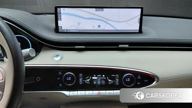 Genesis GV70 2023 Белый из Кореи, фото 4