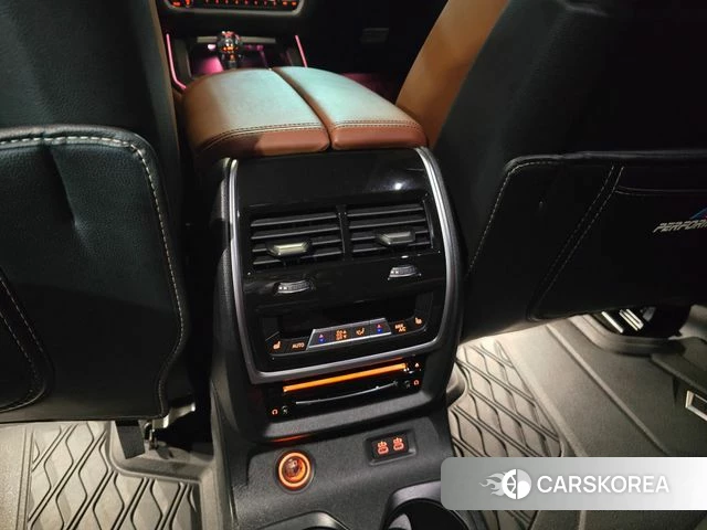 BMW X7 (G07) 2022 Белый из Кореи, фото 4