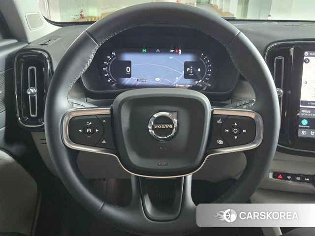 Volvo XC40 2026 Белый из Кореи, фото 4
