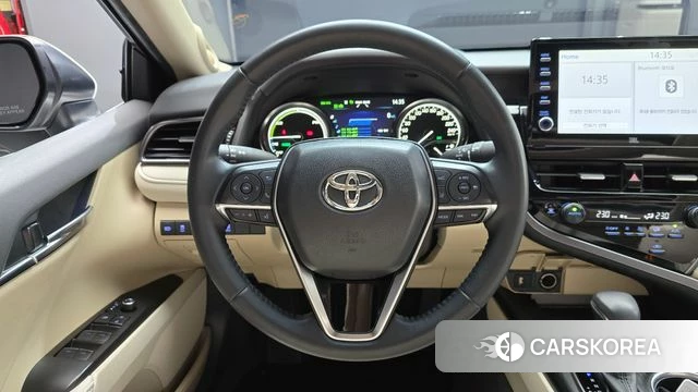 Toyota Camry (XV70) 2023 Белый из Кореи, фото 4