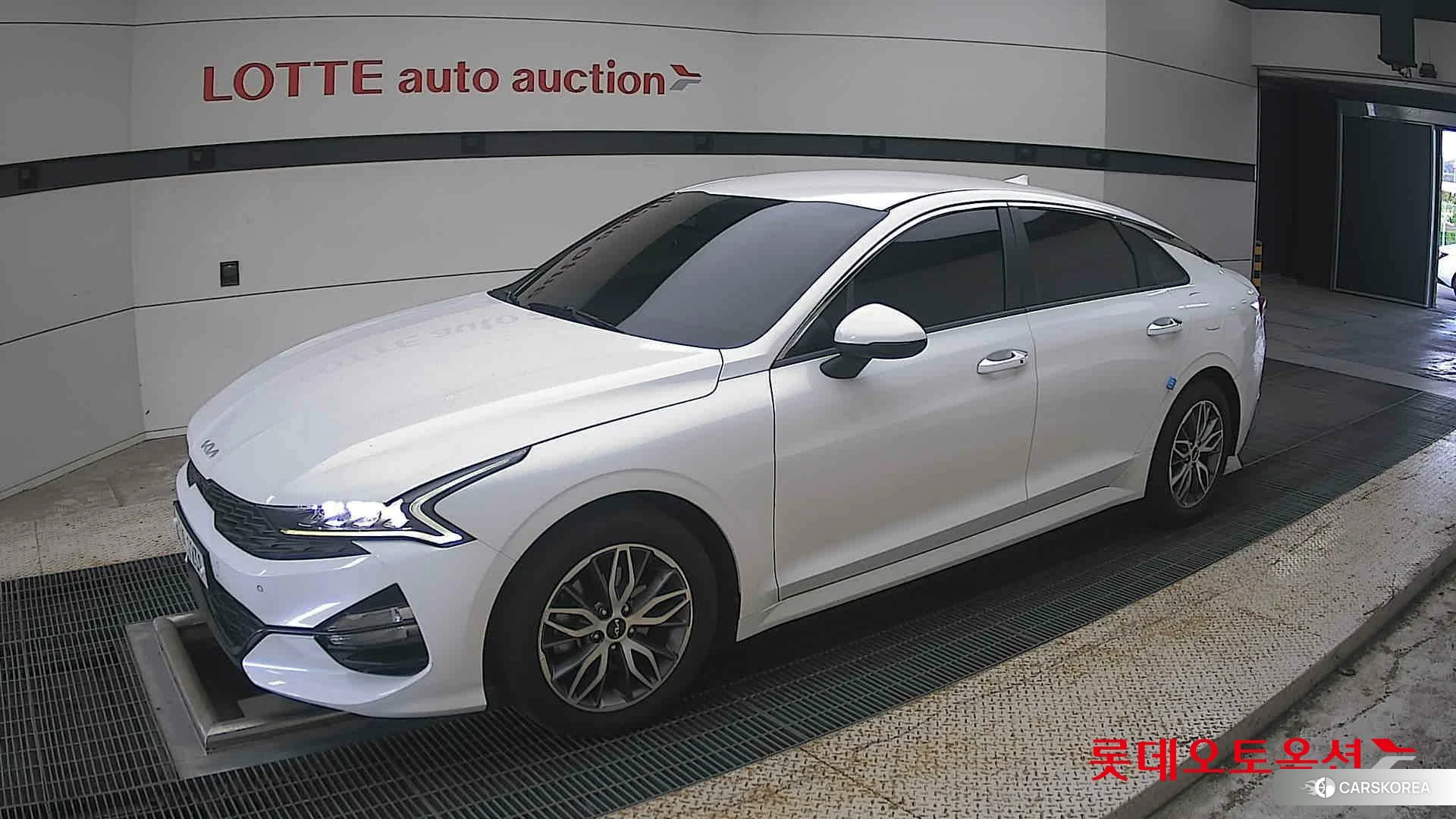 Kia K5 2022 Snow White Pearl (optional) из Кореи, фото 4