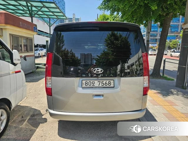 Hyundai Staria 2021 Серый из Кореи, фото 4