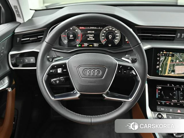 Audi A6 (C8) 2024 Черный из Кореи, фото 4