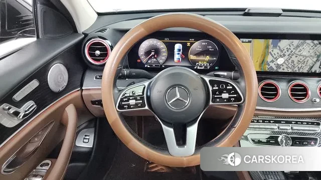 Mercedes-Benz E-Class W213 2018 Черный из Кореи, фото 4