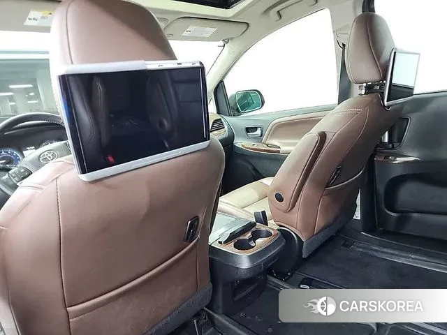 Toyota Sienna 2018 Серебряный из Кореи, фото 4