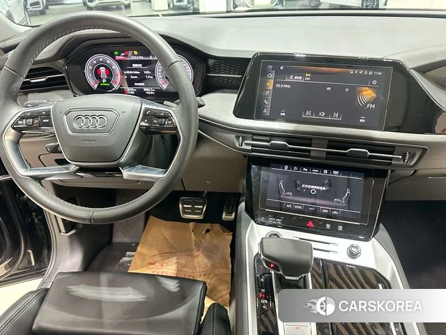 Audi Q6 2025 Черный из Китая, фото 4