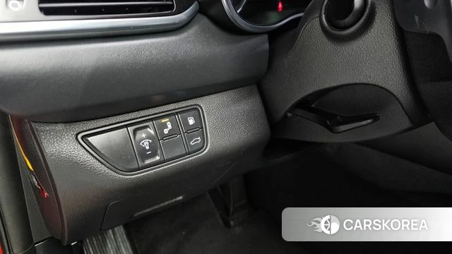Genesis G70 2018 Красный из Кореи, фото 4