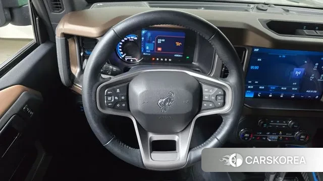 Ford Bronco 6th Generation 2023 Светло-зеленый из Кореи, фото 4