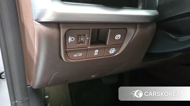 Hyundai Grandeur Hybrid (GN7) 2023 Серебряный из Кореи, фото 4