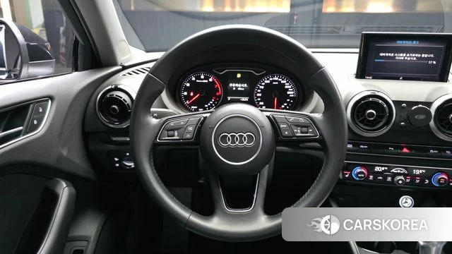 Audi New A3 2018 Черный из Кореи, фото 4