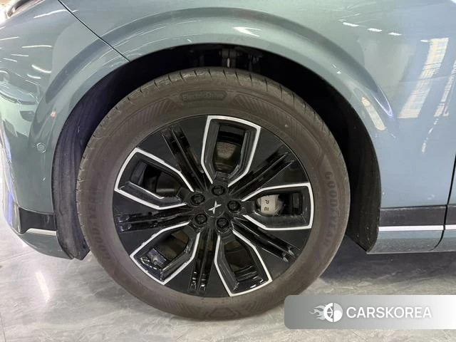 Xiaopeng Motors Xiaopeng G9 2025 Зеленый из Китая, фото 4