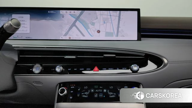 Genesis GV70 2024 Светло-серебряный цвет из Кореи, фото 4