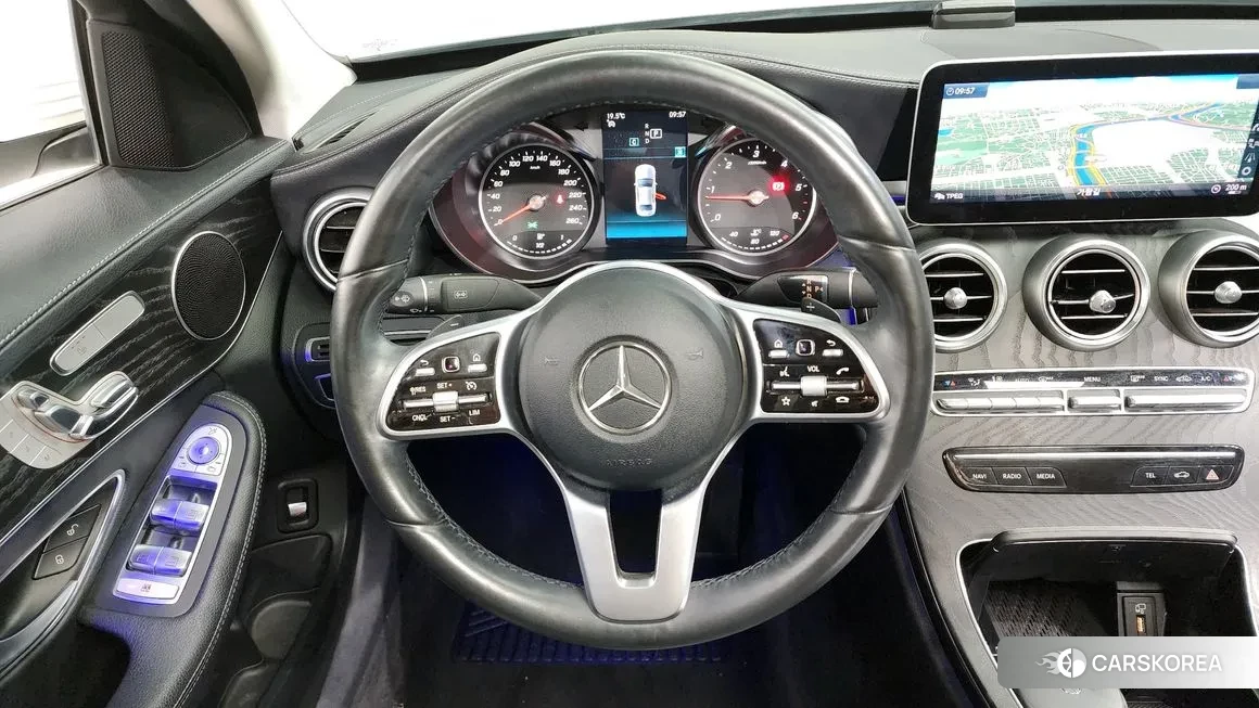 Mercedes-Benz C-Class W205 2019 Белый из Кореи, фото 4