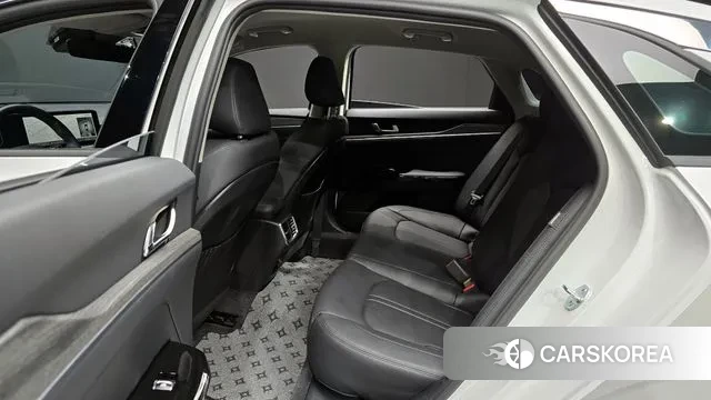 Kia The New K5 3rd generation 2024 Белый из Кореи, фото 4