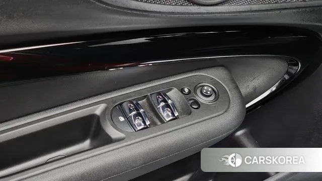 Mini Cooper Clubman 2022 Красный из Кореи, фото 4