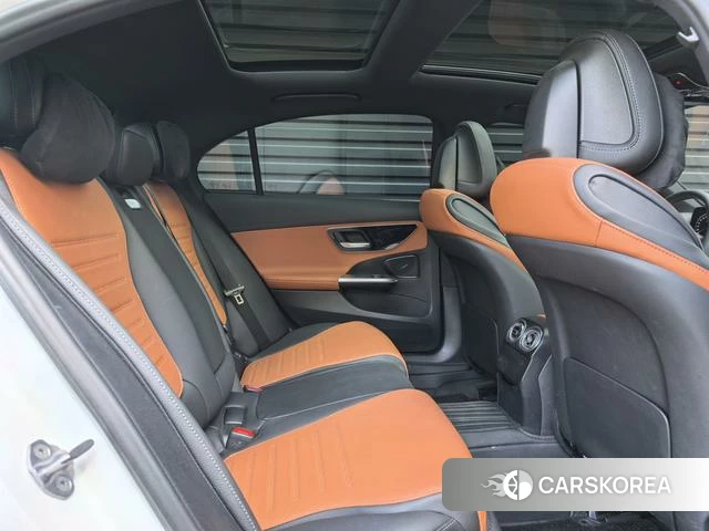 Mercedes-Benz Class C 2023 Белый из Китая, фото 4