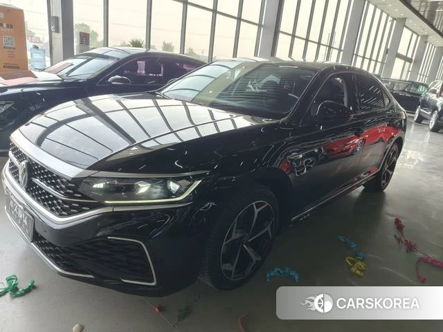 Volkswagen Passat 2023 Черный из Китая, фото 4