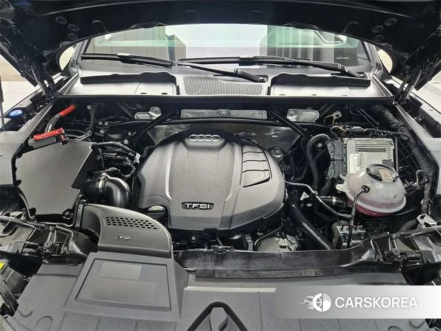 Audi Q5L Sportback 2023 Черный из Китая, фото 4