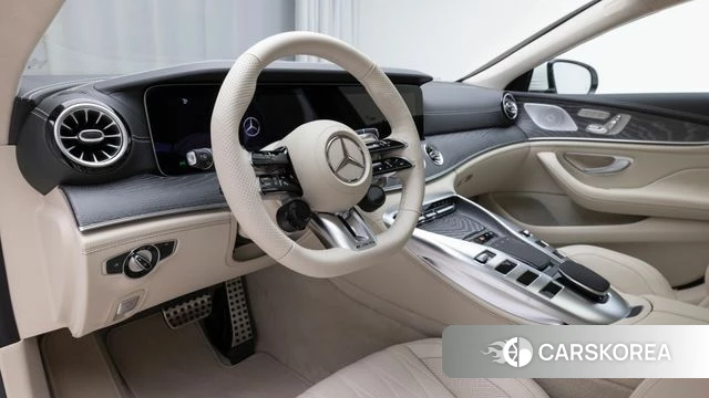 Mercedes-Benz AMG GT 2025 Белый из Кореи, фото 4