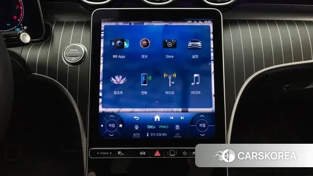 Mercedes-Benz C-Class W206 2024 Белый из Кореи, фото 4