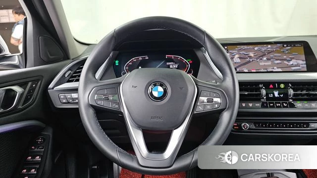 BMW 1 Series (F40) 2021 Белый из Кореи, фото 4