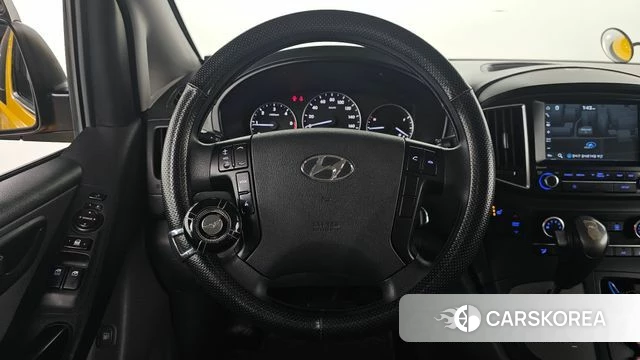 Hyundai The New Grand Starex 2019 Желтый из Кореи, фото 4