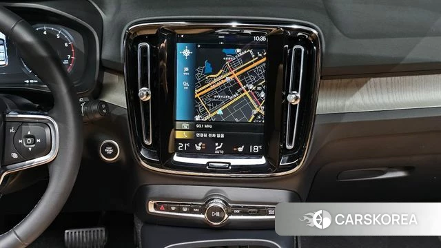Volvo XC40 2022 Серебристо-серый из Кореи, фото 4