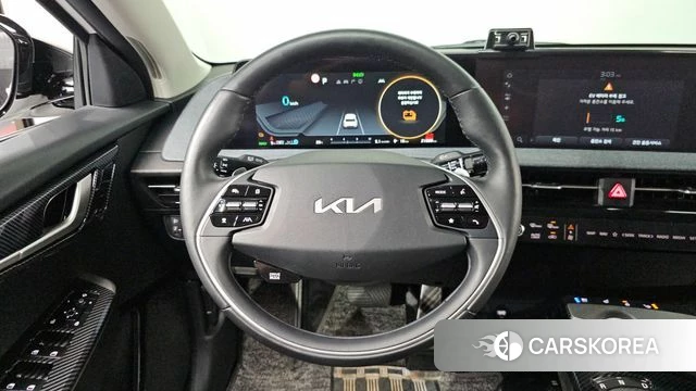 Kia EV6 2023 Белый из Кореи, фото 4