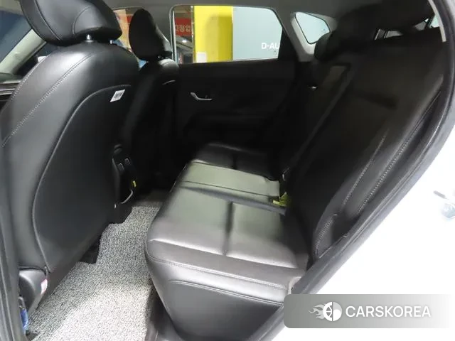 Hyundai Kona (SX2) 2023 Белый из Кореи, фото 4