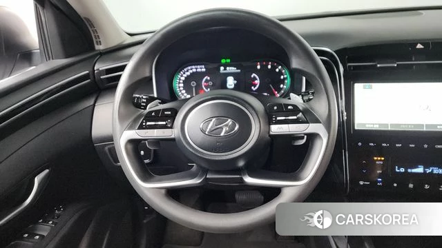 Hyundai Tucson (NX4) 2022 Серебристо-серый из Кореи, фото 4
