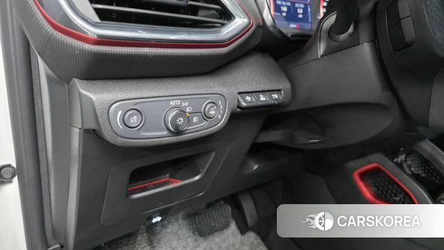 Chevrolet (GM Daewoo) Trailblazer 2021 Белый из Кореи, фото 4