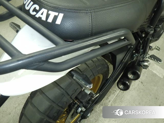 Проданный Ducati SCRAMBLER DESERT S id 3997175 из Японии, фото 2