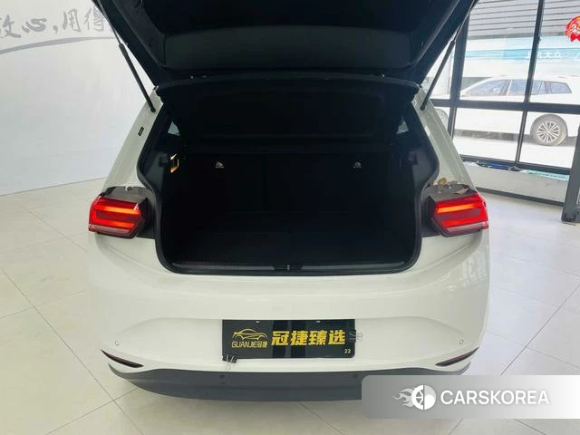 Volkswagen ID.3 2025 Белый из Китая, фото 4