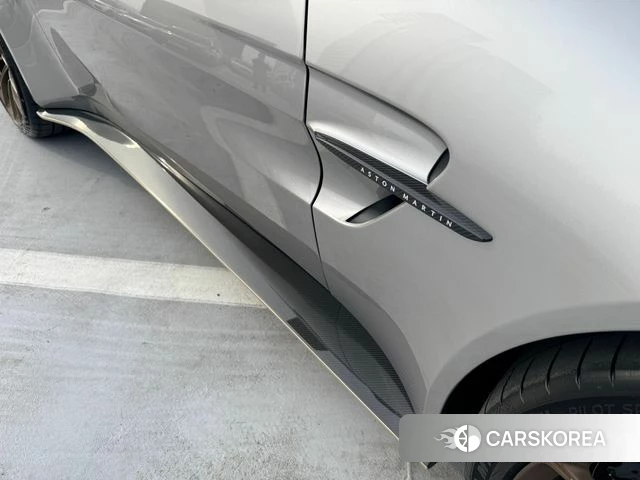 Aston Martin Vantage 2nd Generation 2025 Серебристо-серый из Кореи, фото 4