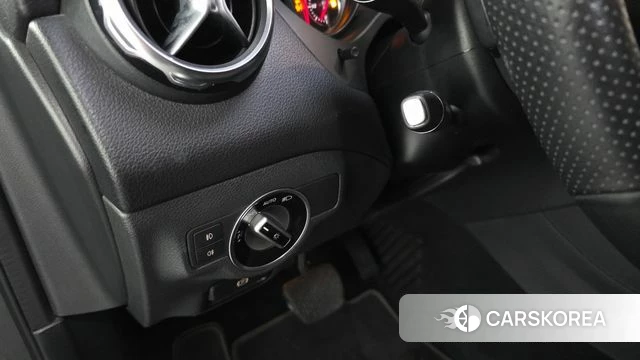 Mercedes-Benz GLA-Class X156 2019 Черный из Кореи, фото 4