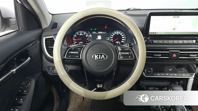 Kia Seltos 2021 Белый из Кореи, фото 4
