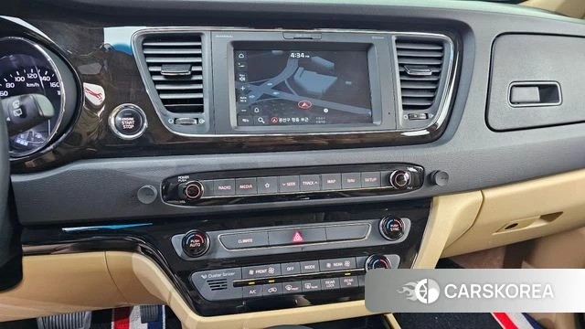 Kia The New Carnival 2018 Белый из Кореи, фото 4