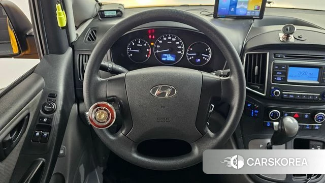 Hyundai The New Grand Starex 2018 Желтый из Кореи, фото 4