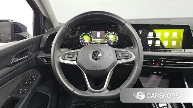 Volkswagen Golf 8th Generation 2022 Синий из Кореи, фото 4