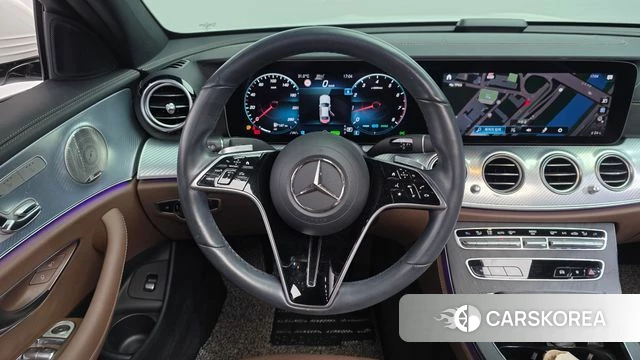 Mercedes-Benz E-Class W213 2021 Белый из Кореи, фото 4