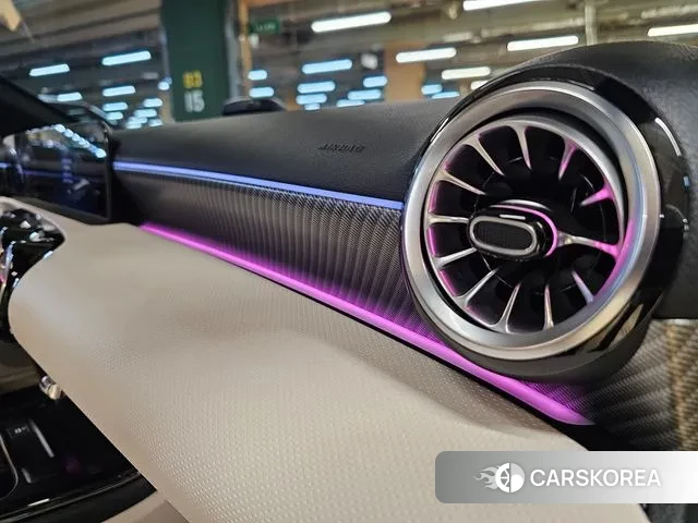 Mercedes-Benz A-Class W177 2025 Белый из Кореи, фото 4